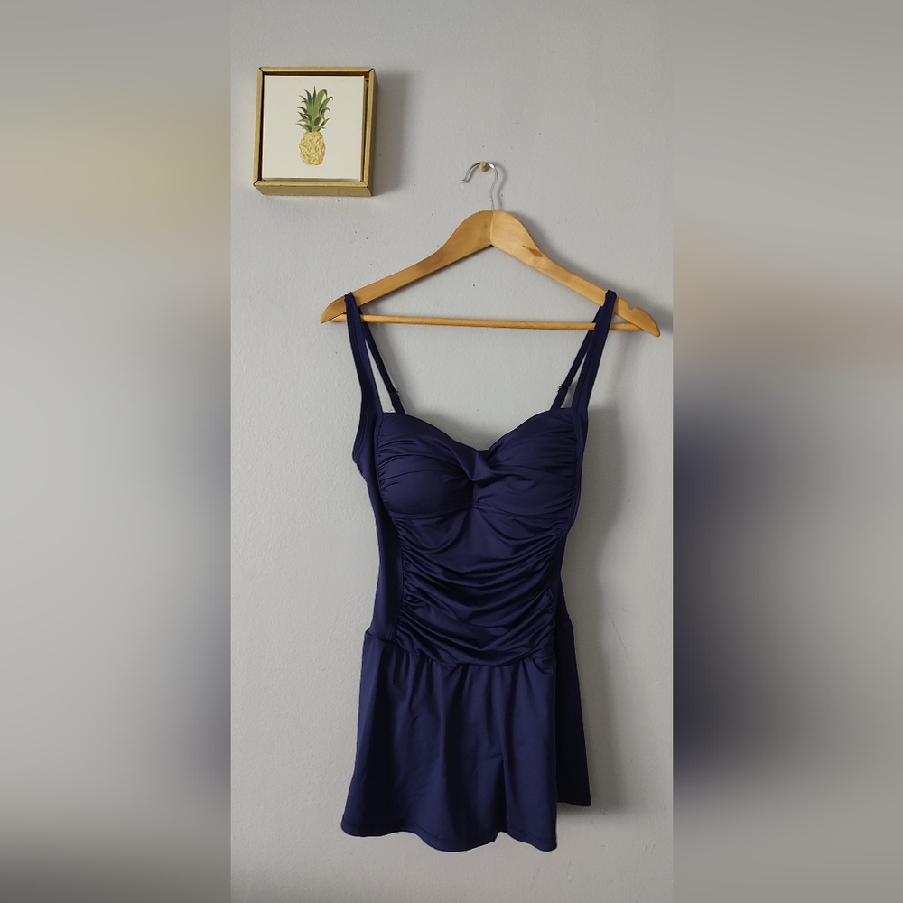 Women Swimsuit Liz Claboine Color Blue Size 8 One Piece Covege Full Comfortabl